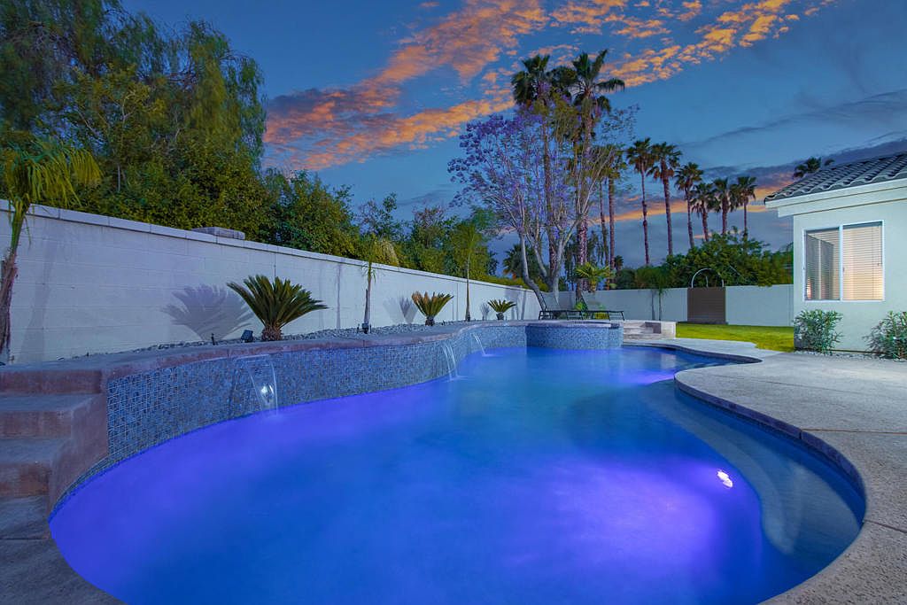 6 Bristol Ct, Rancho Mirage